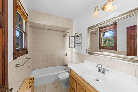 27 54 Fischer Ave Nutley NJ.jpg