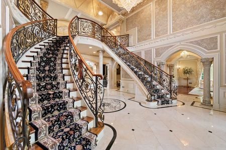 35 A palace fit for a queen in New Jersey