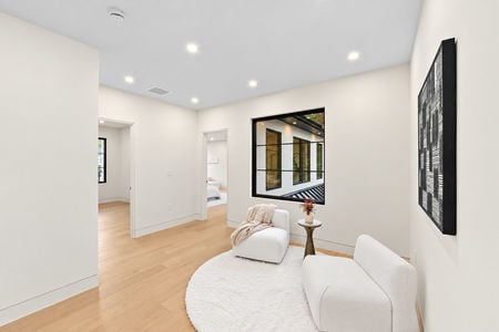 36a Upstairs Sitting Area