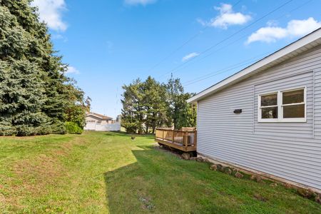 4 Side yard of 54 Fischer Ave Nutley NJ.jpg