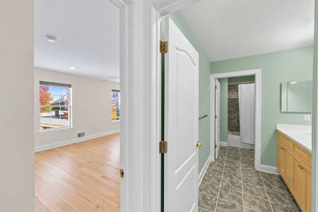 43 700 Skyline Dr Jefferson Township