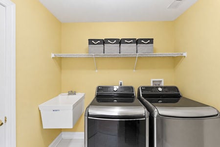 49 laundry 700 Skyline Dr Jefferson Township