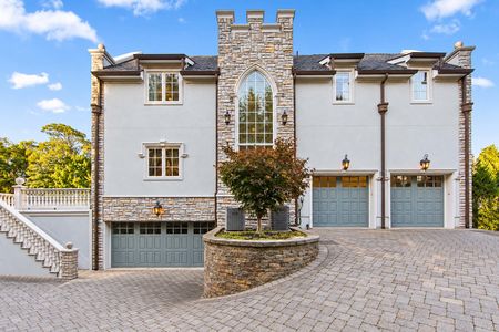 6 4 Car Garage at 117 Truman Dr, Cresskill NJ