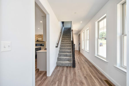 Manor-Farm-House-15150-Dover-RD-30