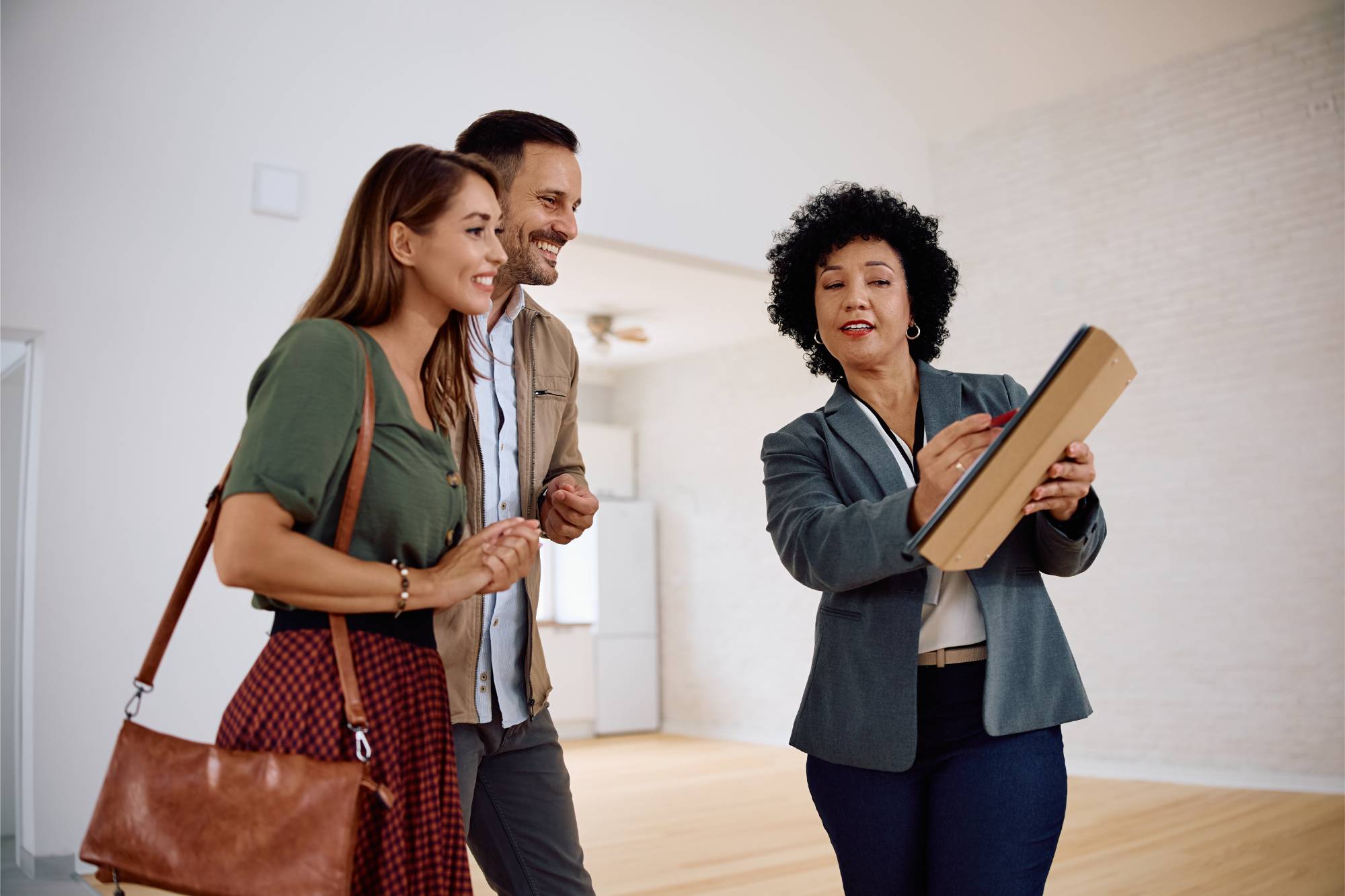 couple house tour agent