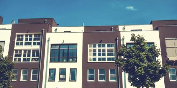 Condo vs. Townhouse: Key Differences for Florida Buyers
