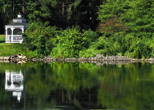 brewerton new york - Small white Gazebo on the shore of the Oneida River in Brewerton, New York (large)