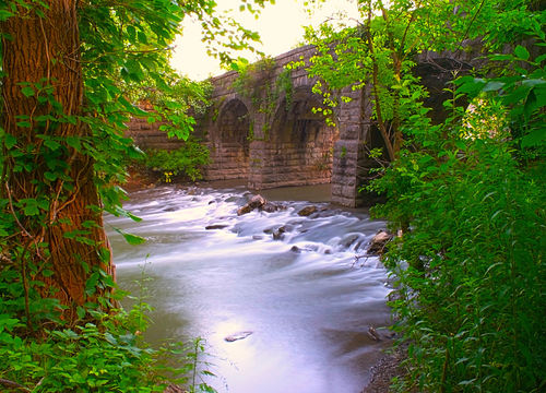 dewitt, ny - erie canal aqueduct erie canal park dewitt ny bright summer day (large)