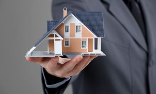 Real Estate Agent in Skaneatalas: Your Local Expert