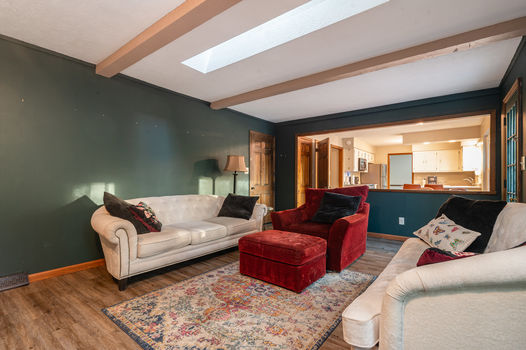 006_1111_raintree_dr_11-edit_782