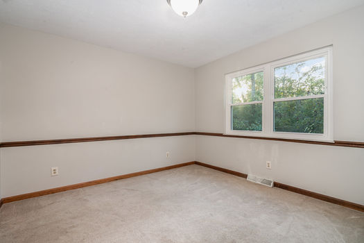 010_1111_raintree_dr_22-edit_657