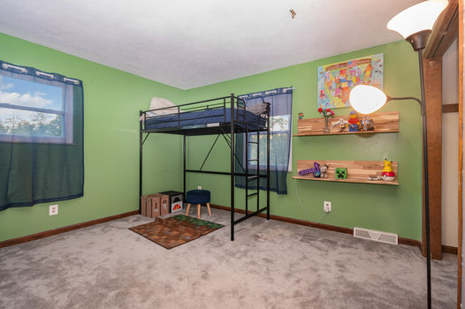 019_1111_raintree_dr_34-edit_675