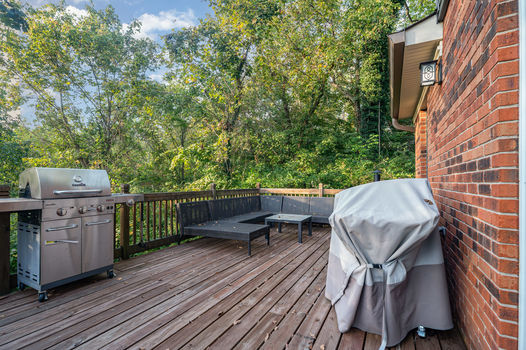 023_1111_raintree_dr_6-edit_767