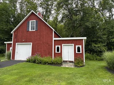 Barn