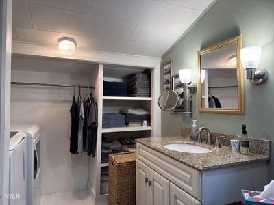 Downstairs Bathroom/Laundry