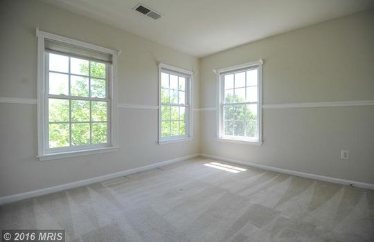 FX9660583 &#8211; Bedroom