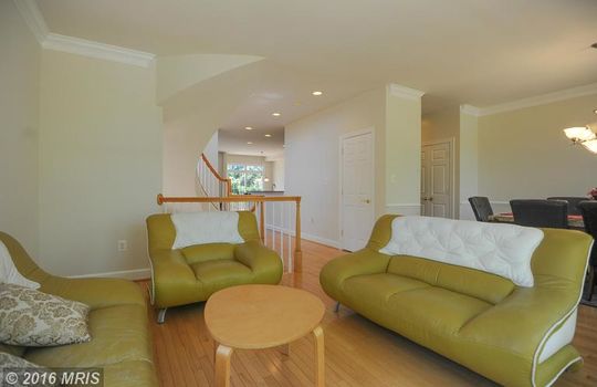 FX9660583 &#8211; Living Room