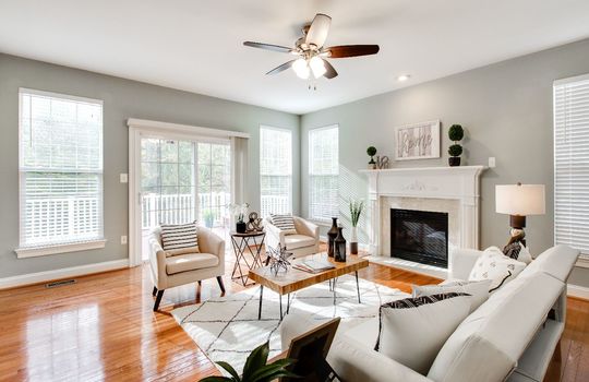 2232RiverTerrace-30