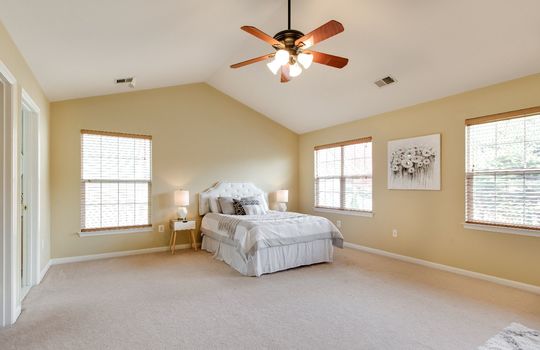 2232RiverTerrace-35