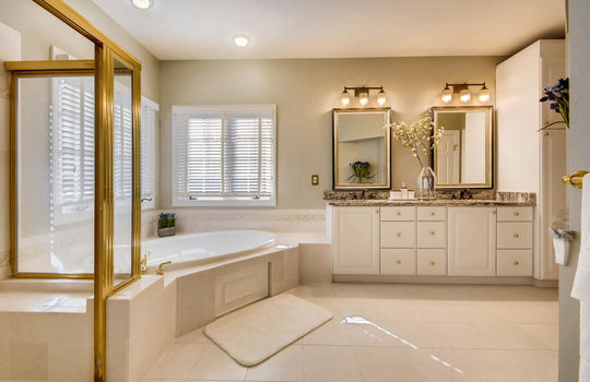 506-Pond-View-Ln-Cockeysville-large-019-32-2nd-Floor-Master-Bathroom-1500&#215;1000-72dpi