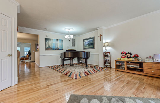 4682 Carisbrooke Ln-10