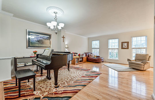 4682 Carisbrooke Ln-15