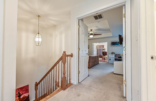 4682 Carisbrooke Ln-31