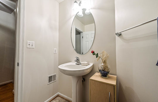 4682 Carisbrooke Ln-40