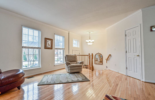 4682 Carisbrooke Ln-7