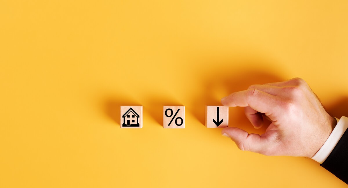 Risks of Leaving Your Home on the Market