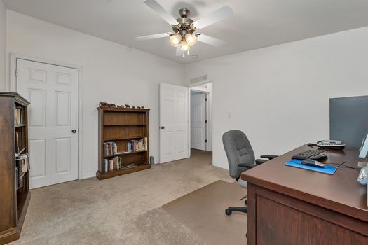 5074080-1A94F79F-C944-4462-AF96-E6816B1F4117