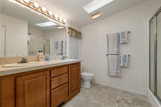 5074080-ABEF89FD-7E45-4E28-8A84-651350790C67