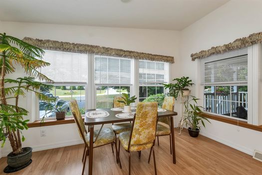 5074080-FF0F68F1-C249-404B-B6A2-C72D43E321CB