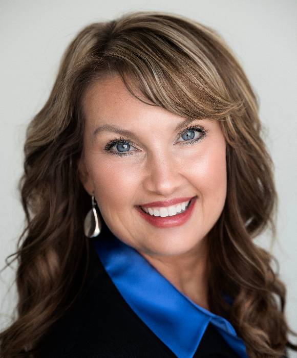 Michelle Slayton Profile Photo 01