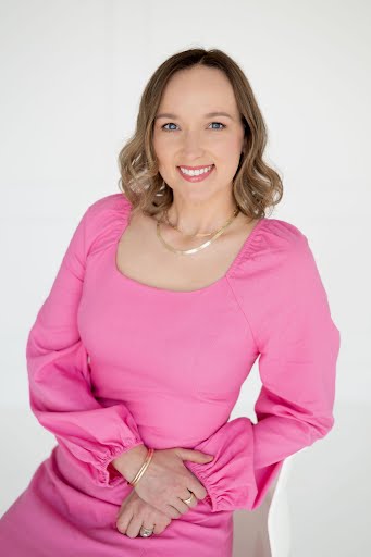 Amelia Clark Updated Headshot
