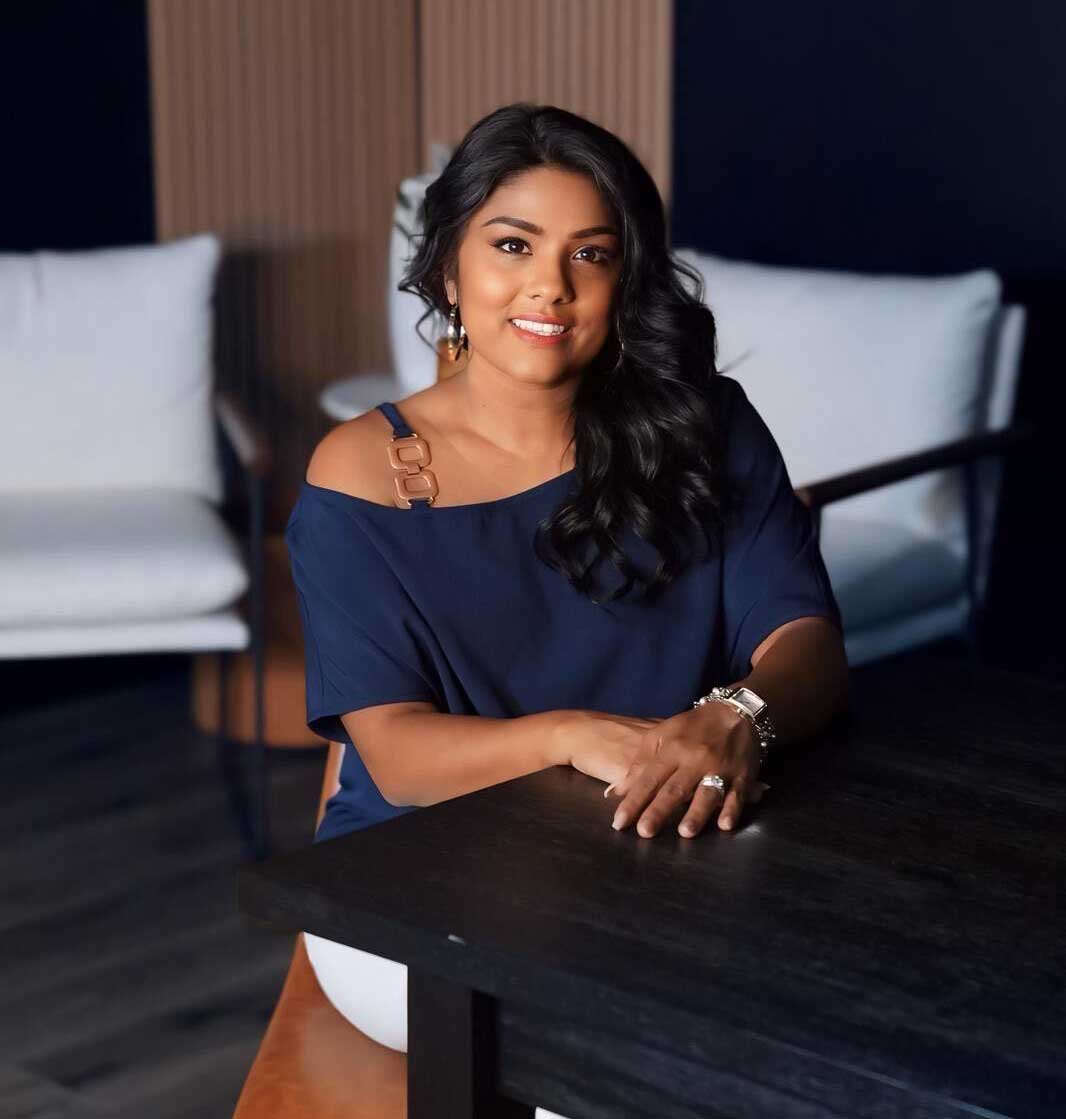 Tracy-Segura-Black-Dress-1-1