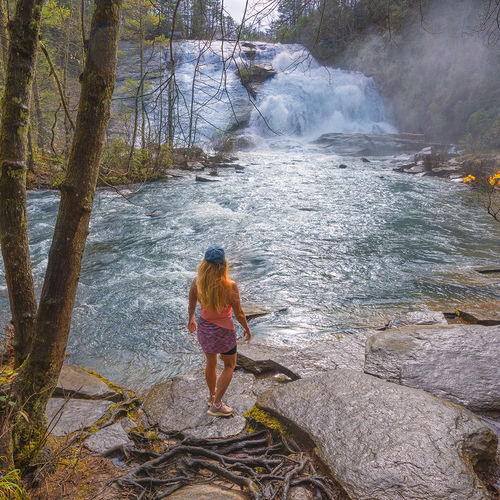 Waterfall Hikes near Mills River, NC