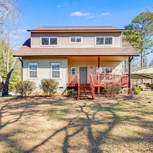 Crafting Your Own Rural Escape in Rutherford County