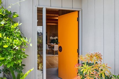 71553f0cdcabf642f29da4e03a947bd2