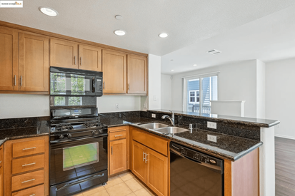 2020 Northshore Dr 13