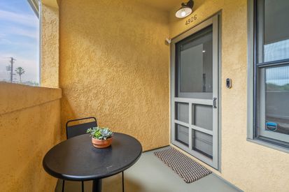 004-4926-desmond-street.84622.p2k.010.web