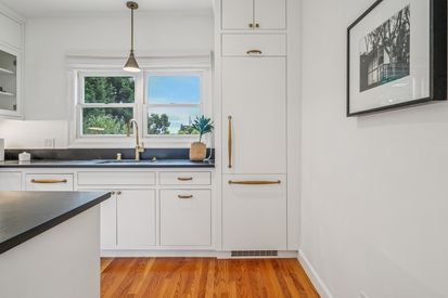 022-4926-desmond-street.84622.p2k.029.web