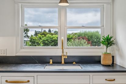 024-4926-desmond-street.84622.p2k.031.web