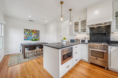 027-4926-desmond-street.84622.p2k.034.web