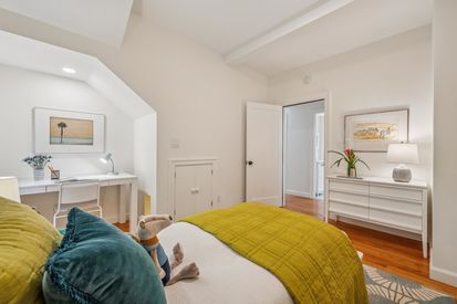 037-4926-desmond-street.84622.p2k.049.web