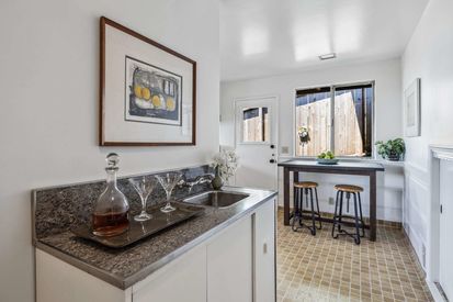 437 Michigan Ave (19)