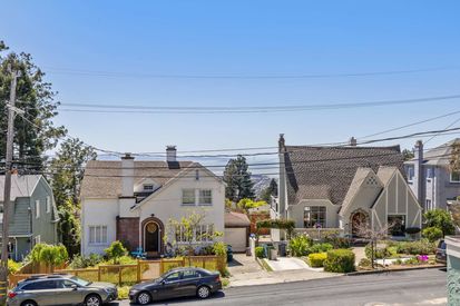 437 Michigan Ave (41)