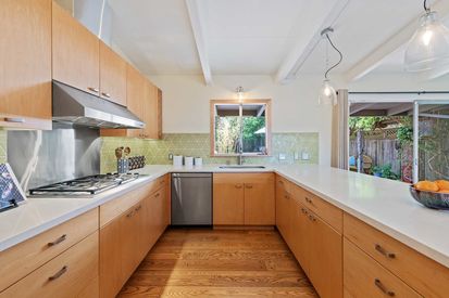 561 Santa Clara Ave (20)