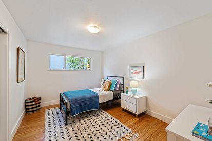 561 Santa Clara Ave (33)