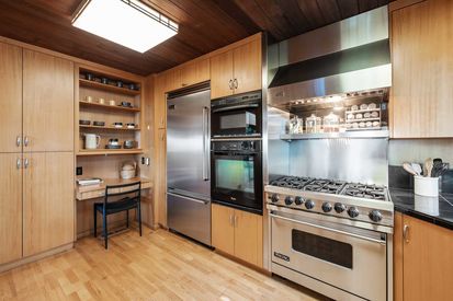 737 Bay Tree Ln (28)